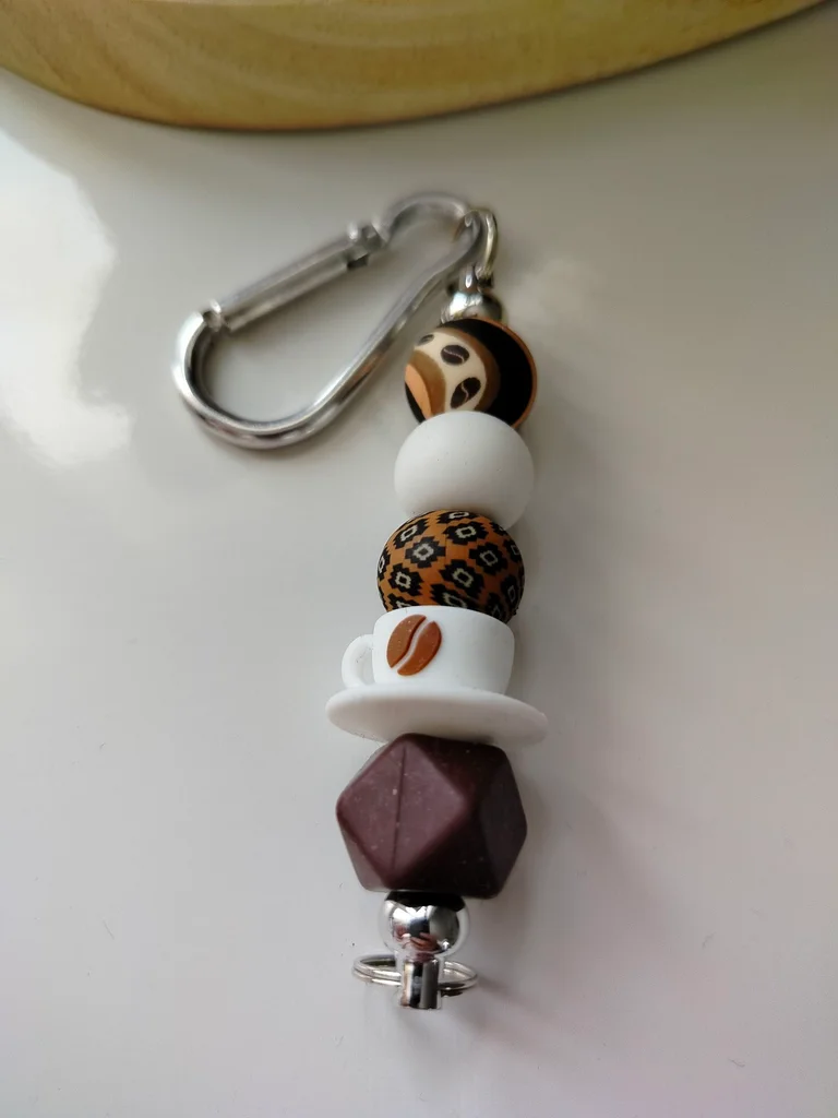 Silicone pearl keychain coffee pattern - bag jewelry – photo 3